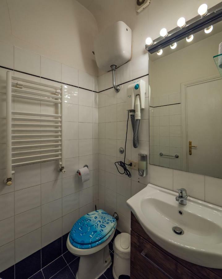 Principe Amedeo Bed & Breakfast Roma Exterior foto