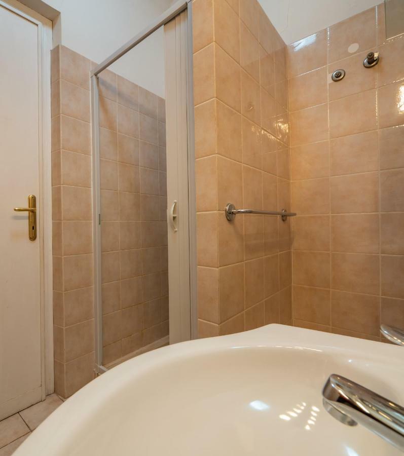 Principe Amedeo Bed & Breakfast Roma Exterior foto